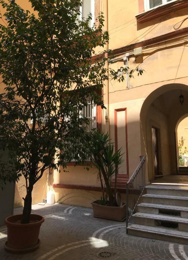 那不勒斯 La Casa Di Flo酒店 外观 照片